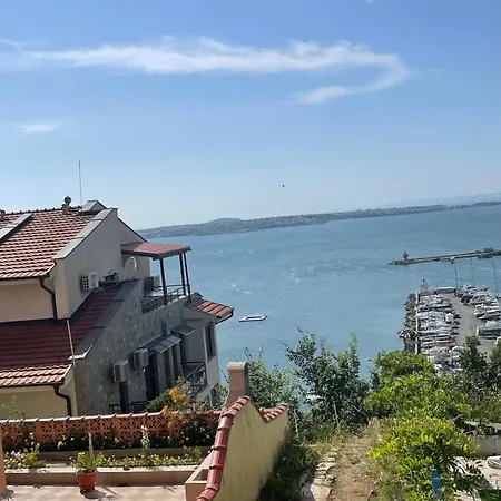 アパート Bonne Chance